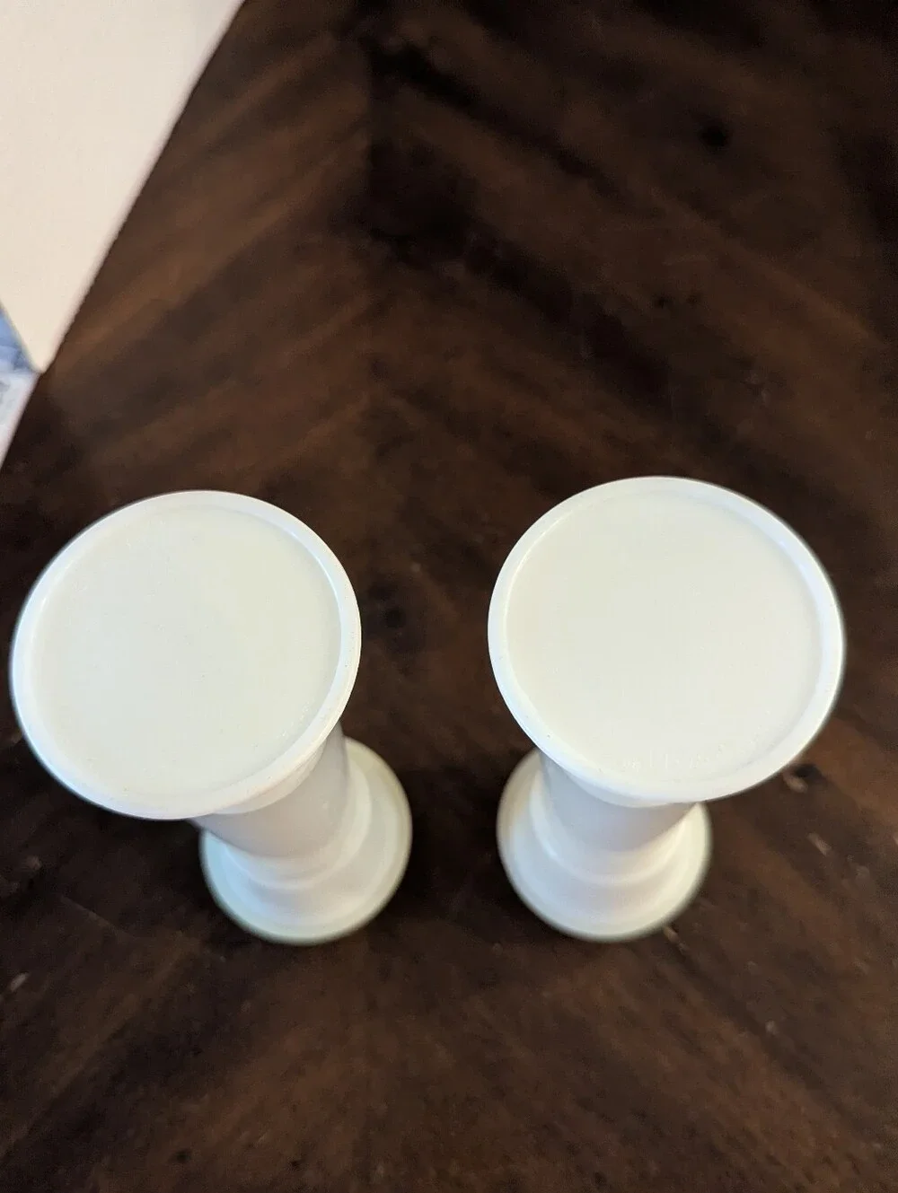 Vintafe Tupperware Salt And Pepper Shakers Large.